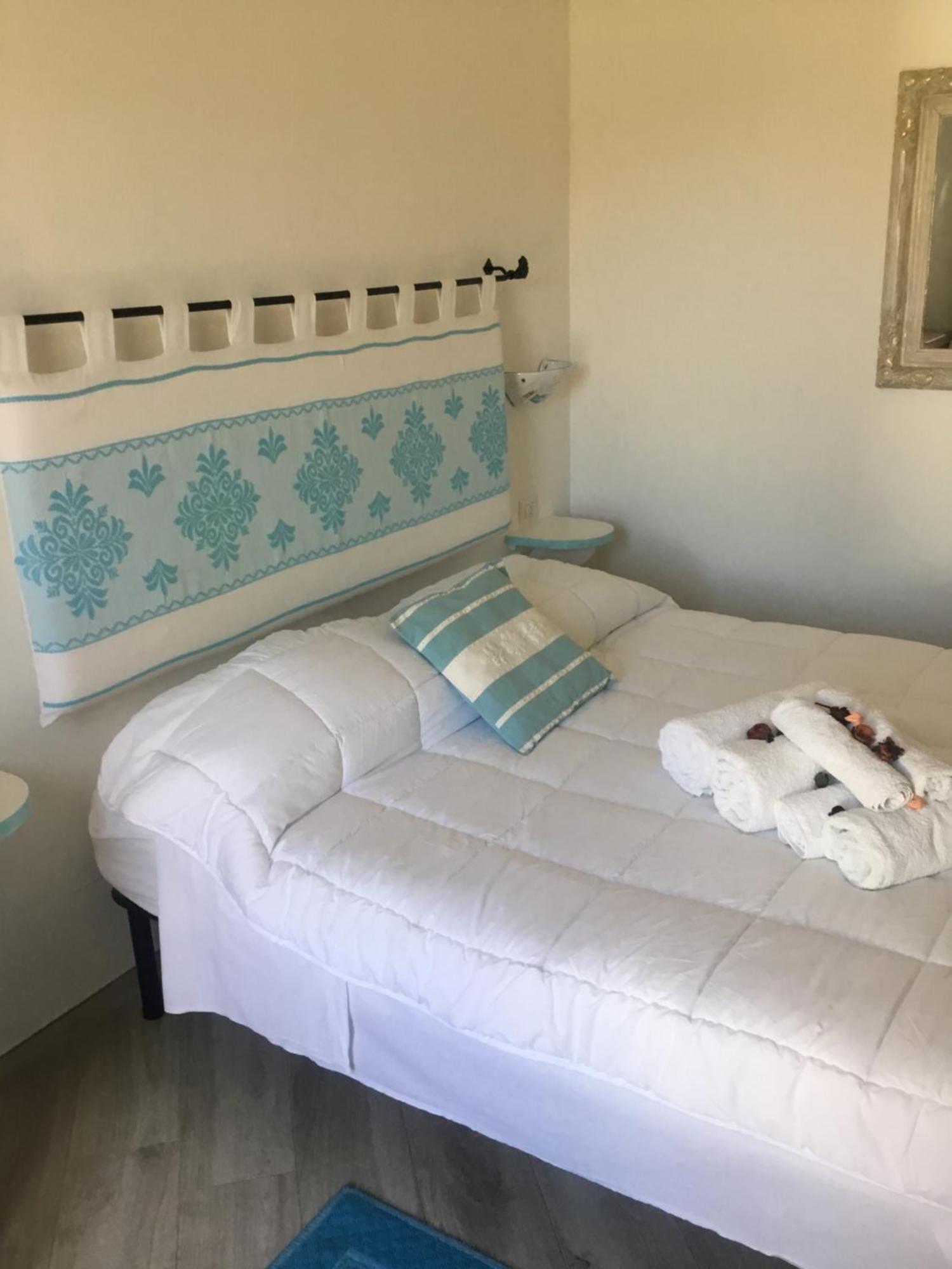 Tenuta Petra Manna Palau Ngoại thất bức ảnh